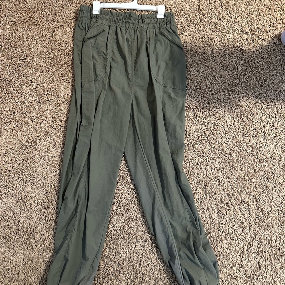 NaNa Green Relaxed Fit Joggers with Elastic Waistband
